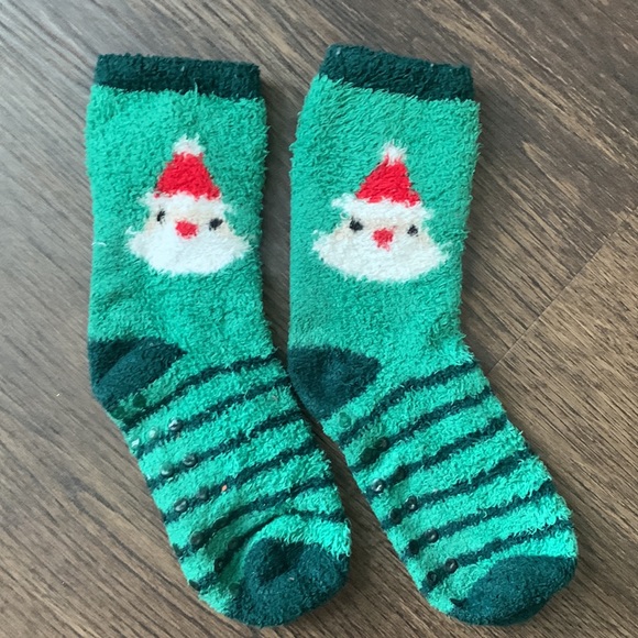 Baby Gap fuzzy Santa Christmas socks size 2 years - Picture 4 of 4